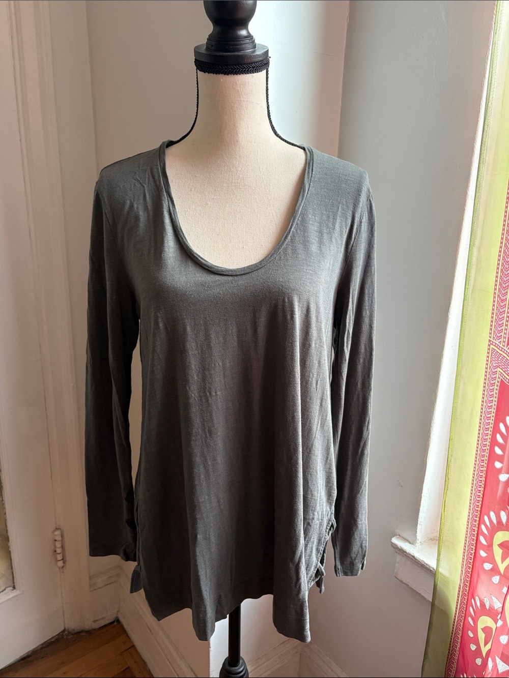 [Lilla P] Gray Cotton Modal Tunic Top